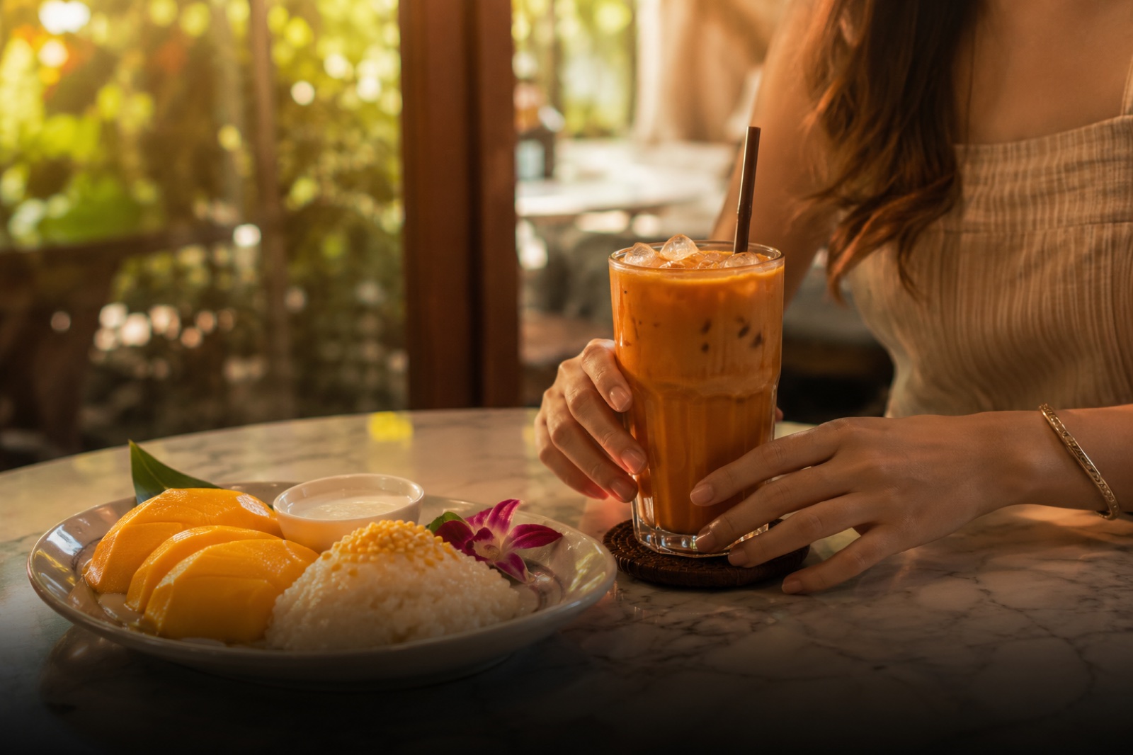บาร์ & คาเฟ่